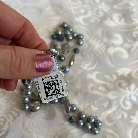 New long blue/gray shiny and sprinkle neckless. - Picture 5 of 6